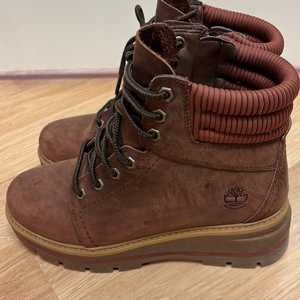 Timberland women's boots, US size 7.5, with OrthoLite insole. "Cirvinia Valley".